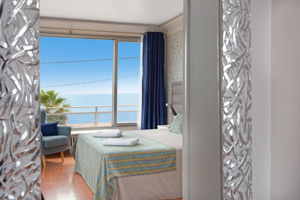 Malgrat De Mar Beachfront Village Exterior foto